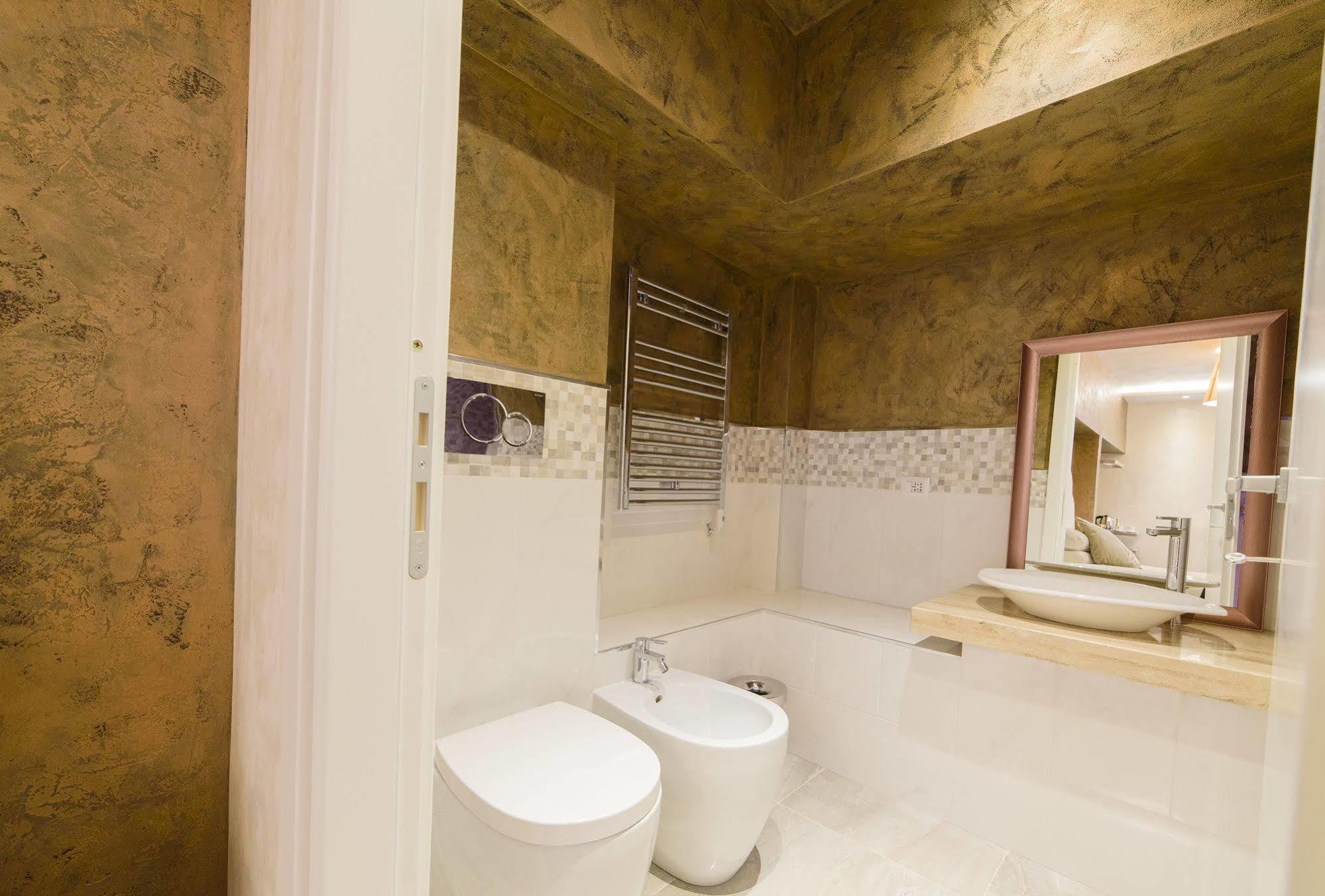 Hotel Vespasiano 4*